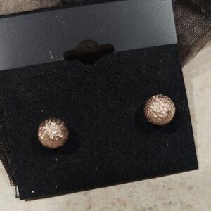 Elegant Gold Stud Earrings